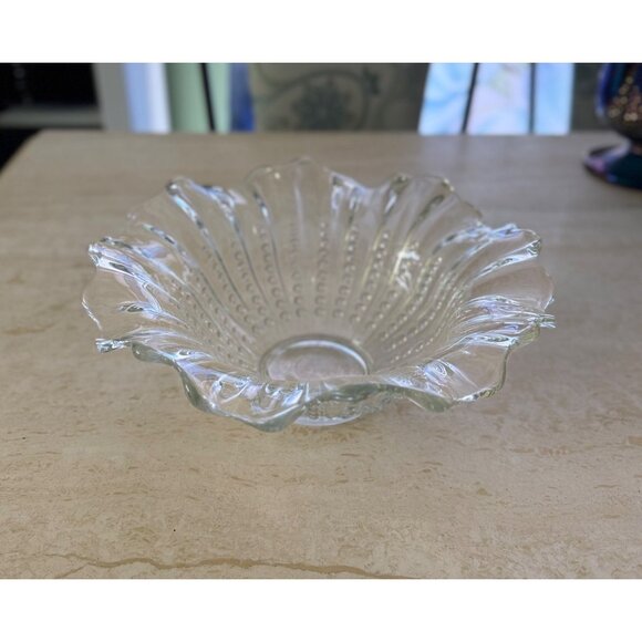 Vintage Clear Pressed Glass Ruffled Edge Bowl With Hobnail Design - Picture 8 of 10
